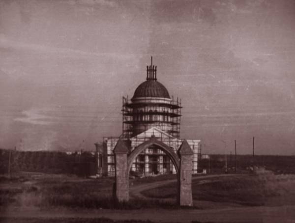 Файл:Сурб-Хач. Реставрация.jpg