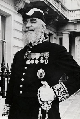 Файл:Nubar Sarkis Gulbenkian11.png