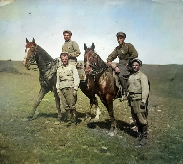 Файл:03.Мурадян Вартан Симонович на правом коне. - 1934 г..jpg