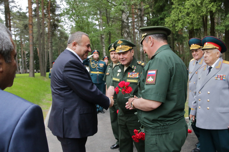 Файл:Строители Погосян 7.jpg