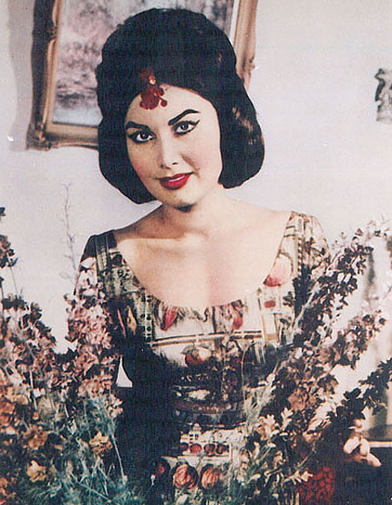 Файл:Irene Zazians.jpg