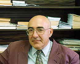 Файл:Petrosjan.jpg