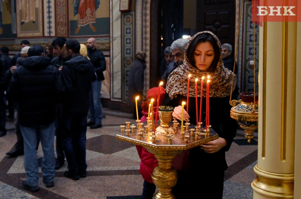Файл:Мероприятие 100-летие Геноцида армян в Сыктывкаре РК (24.04.2015) 5.jpg