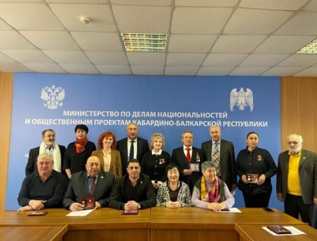 Файл:Награждение памятной медалью 100-летие образования Кабардино-Балкарской Республики (2).jpg