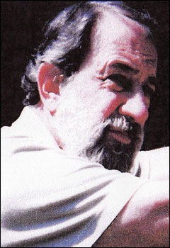 Файл:69David Kherdian.jpg