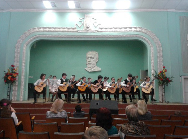 Файл:Фонд «Памяти Арно Бабаджаняна» (Воронеж) 16.03.2017.jpg