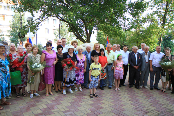 Файл:Курское региональное отделение «Союза армян России» (14.08.2015) 5.jpg