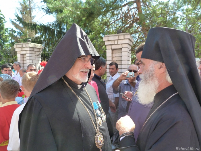 Файл:Открытие хачкара Ржев.jpg