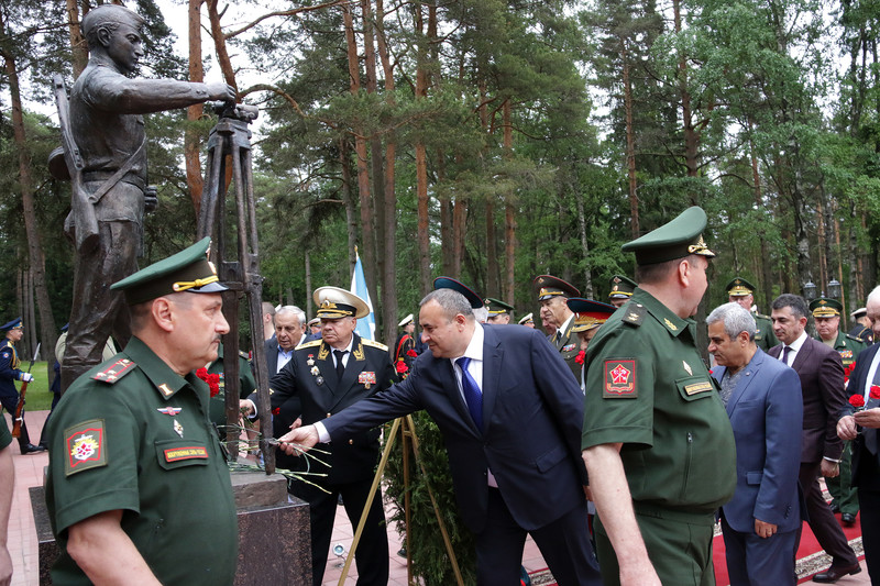 Файл:Строители Погосян 6.jpg