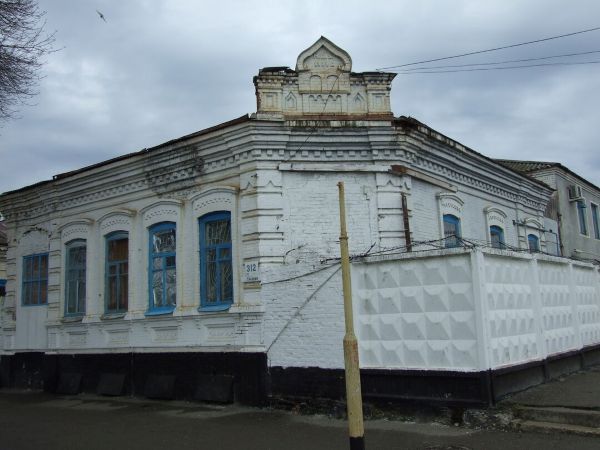 Файл:Усадьба Берберовых в станице Гиагинская.jpg