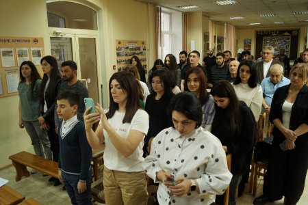 Файл:День памяти жертв геноцида армян. Барнаул (24.04.2023) 2.jpg