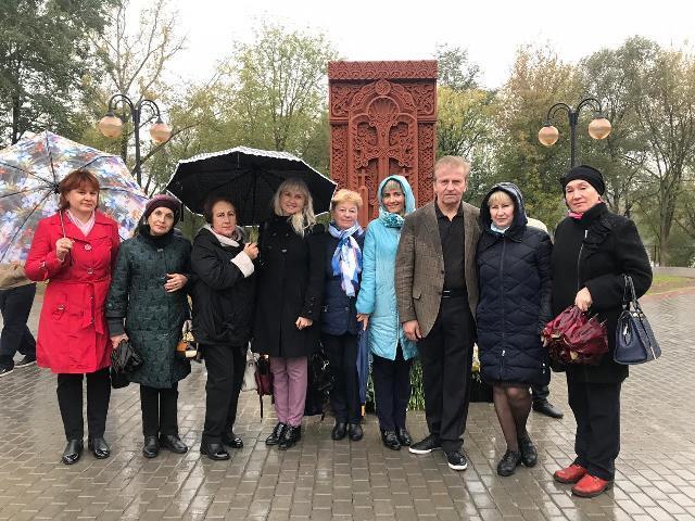Файл:Установка хачкара в г. Серпухов (03.10.2018) 8.jpg