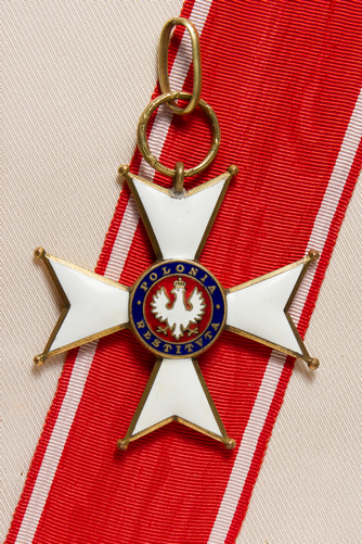 Файл:Орден Polonia Restituta1.jpg