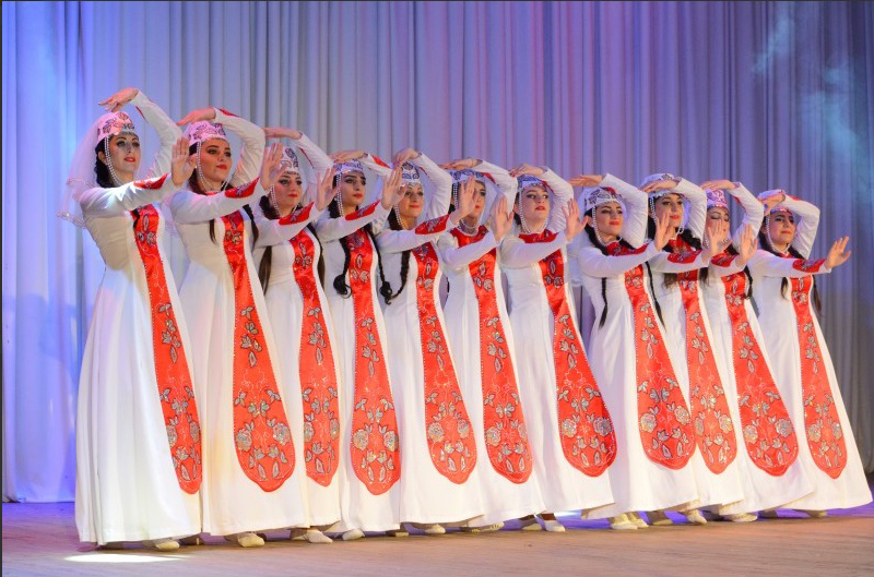 Файл:Ансамбль «АХТАМАР» (Новоросийск) 4.jpg