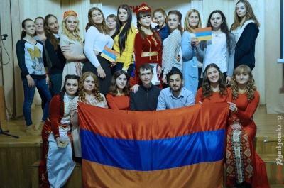 Файл:День народного единства в Железноводском филиале СГПИ (02.11.2016) 1.jpg