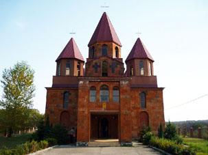 Файл:Церковь Сурб Геворг (Апшеронск).jpg