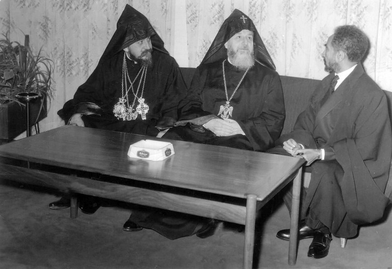 Файл:Католикос всех армян Вазгена I и император Эфиопии Хайле Силассие I.jpg