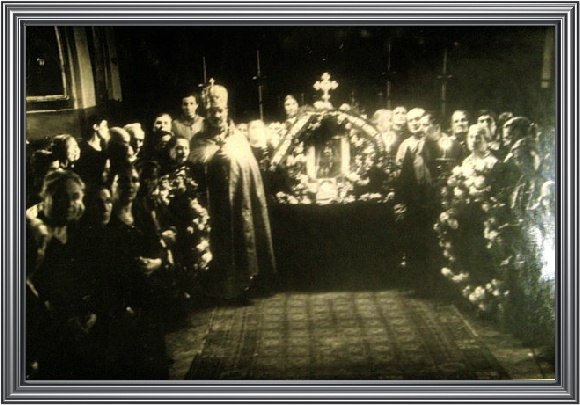 Файл:Собор Сурб Григор Лусаворич (Нахичевань-на-Дону)44.jpg