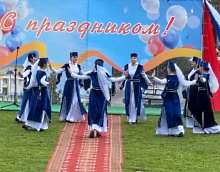 Файл:Ансамбль армянского народного танца «Наири» (Иваново) 16.06.2023 -2.jpg