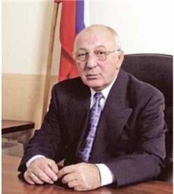 Файл:Чинибалаянц Петр Арменакович.jpeg