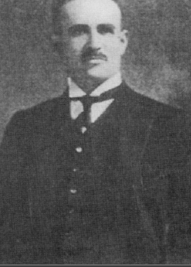 Файл:Vahan Cardashian.jpg