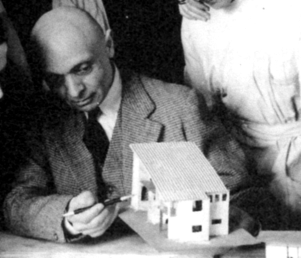 Файл:Gabriel Guevrekian.jpg