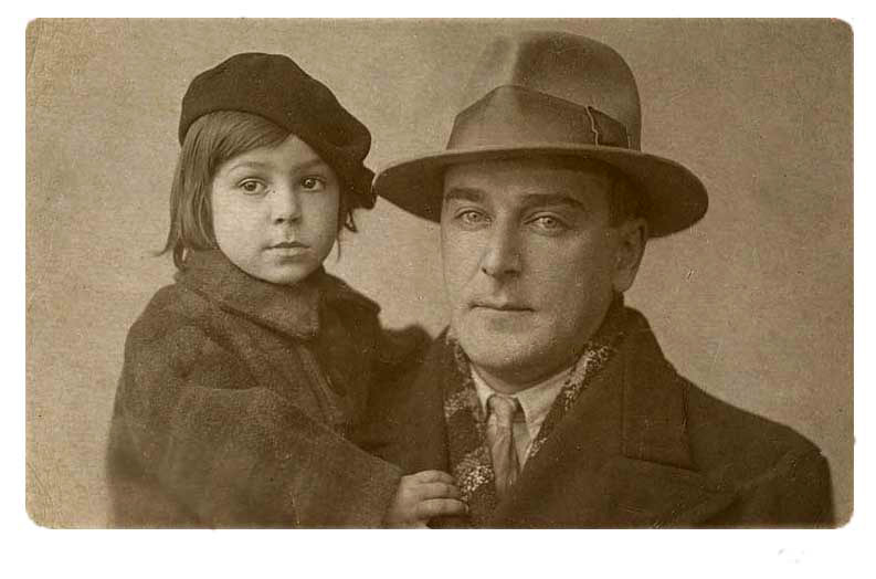 Файл:17 Григорий Григорьевич с Любой.jpg