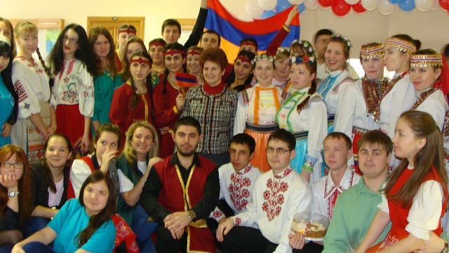 Файл:Мероприятие Мост Дружбы народов. Йошкар-Ола (04.12.2013) 6.jpg