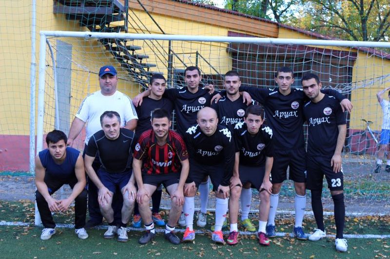 Файл:Футбольная команда «Арцах» (Ростов-Великий) 19.09.2015.jpg