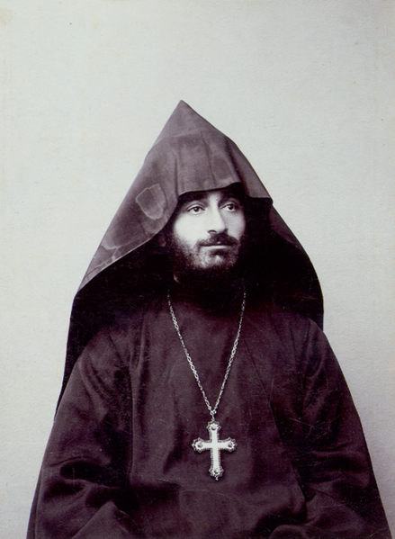 Файл:Комитас. Ереван, 1901.png