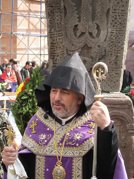 Файл:Езрас750.jpg