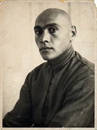 Гюзальян ЛТ1е4.jpg