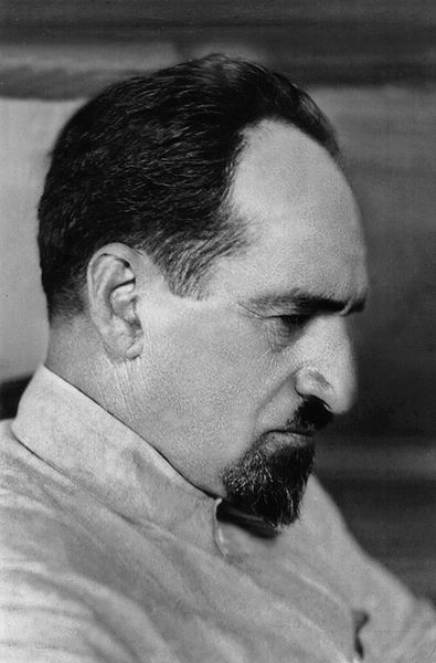 Файл:Ерзнкян Арамаис38.jpg