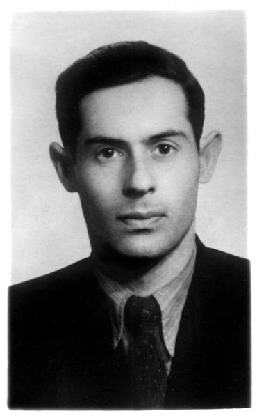 Файл:Малхасян Эдуард Гургенович 1954.jpg