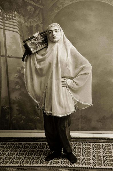 Файл:Shadi Ghadirian1.jpg