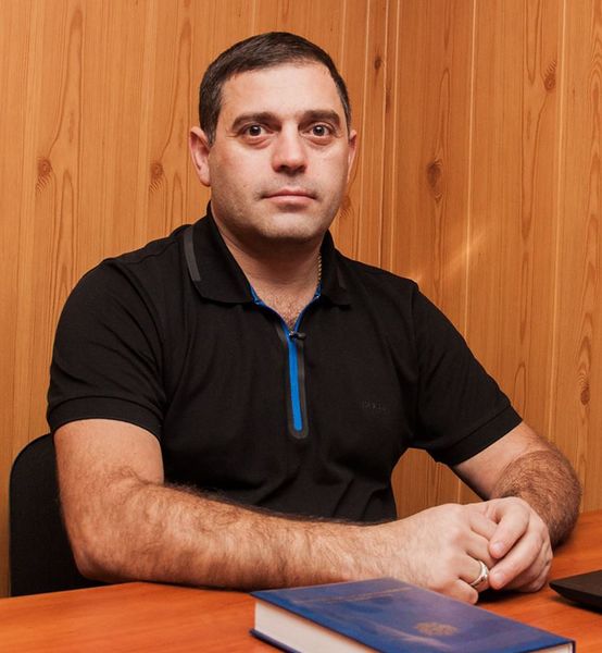 Файл:Чахалян Паруйр Ашотович.jpg