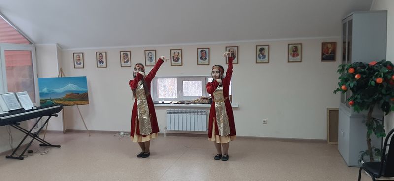 Файл:Духовно-просветительский центр «Айордеац тун» 27.11.2022.jpg
