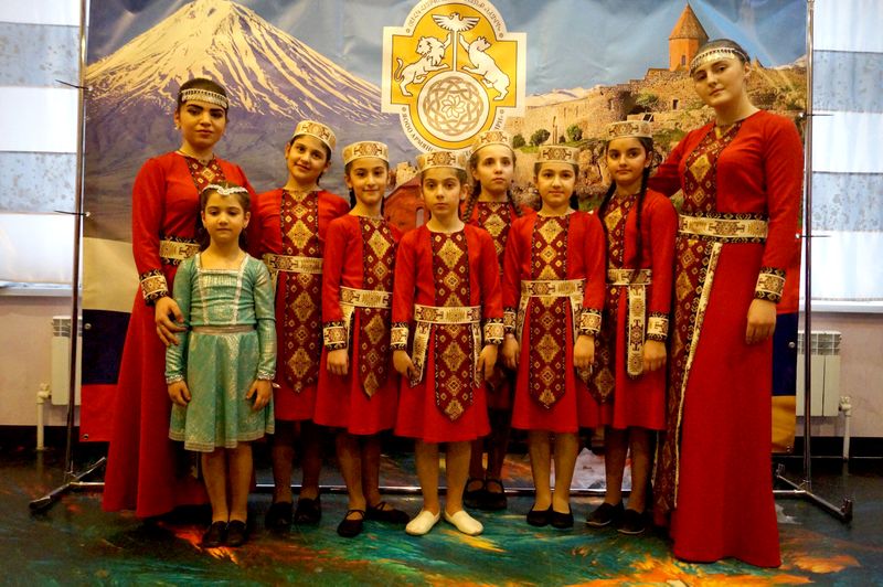 Файл:Ансамбль «Нур» (Ярославль) 11.04.2018.jpg