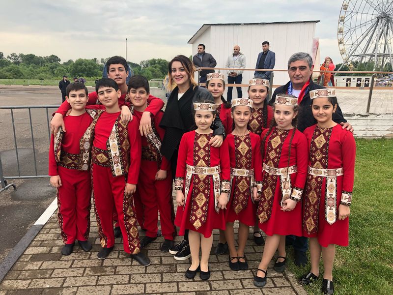 Файл:Ансамбль «Нур» (Ярославль) 14.06.2018.jpg