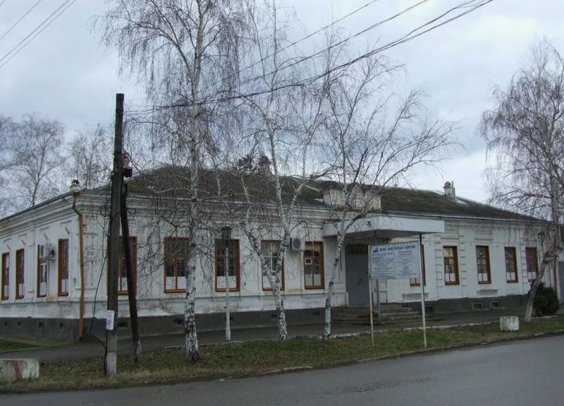 Файл:Усадьба помещика Берберова (Гиагинская) 1.jpg