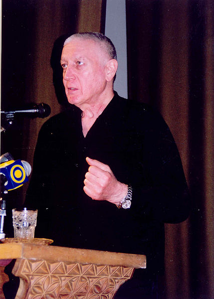 Файл:Al. Topchyan, 2005g. Yerevan.jpg