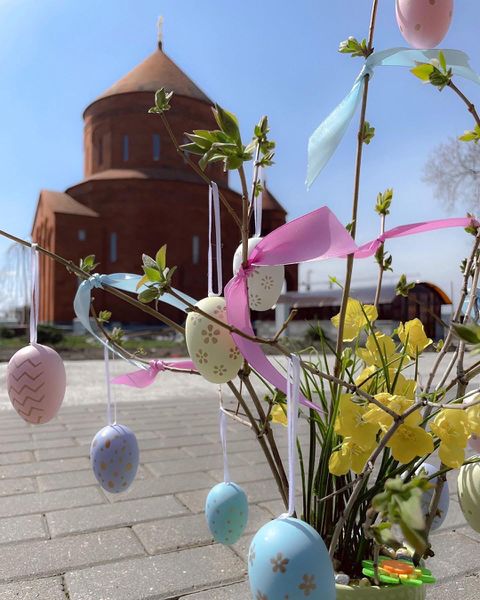 Файл:Церковь Сурб Аствацацин (Саратов) 17.04.2022.jpg