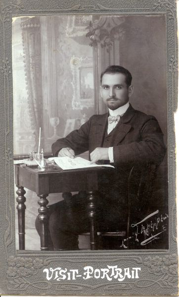 Файл:Калантар Ашхарбек Андреевич1910.jpg