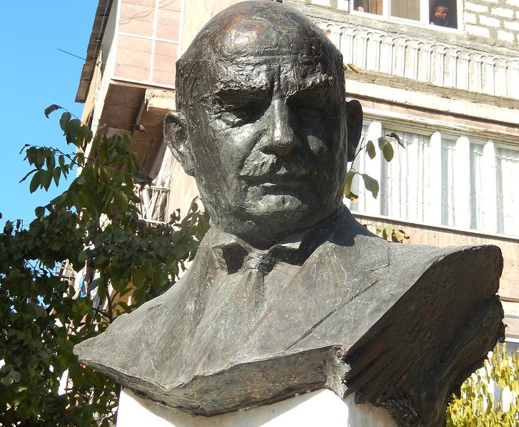 Файл:Гюльбенкян, Галуст3456.jpg