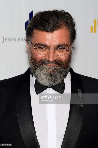 Файл:Sevan Bıçakçı 3.jpg