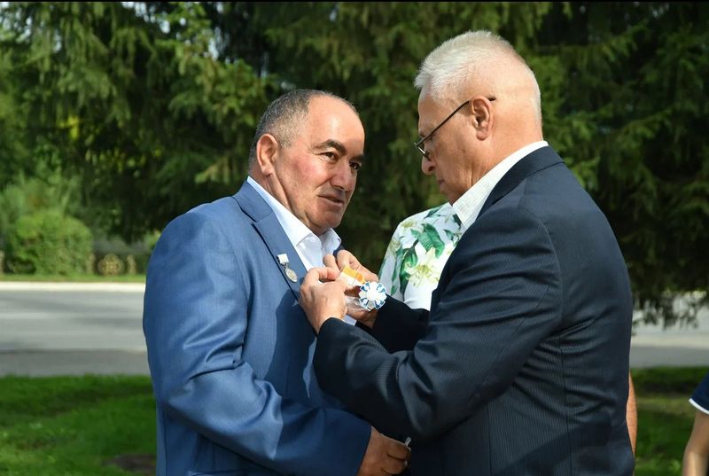Файл:Награждние Л.М. Мартиросяна (2019).jpg