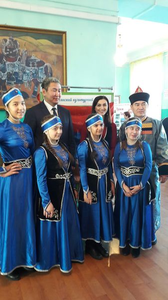 Файл:Ансамбль «Жемчужина Армении» (26.12.2016) 1.jpg