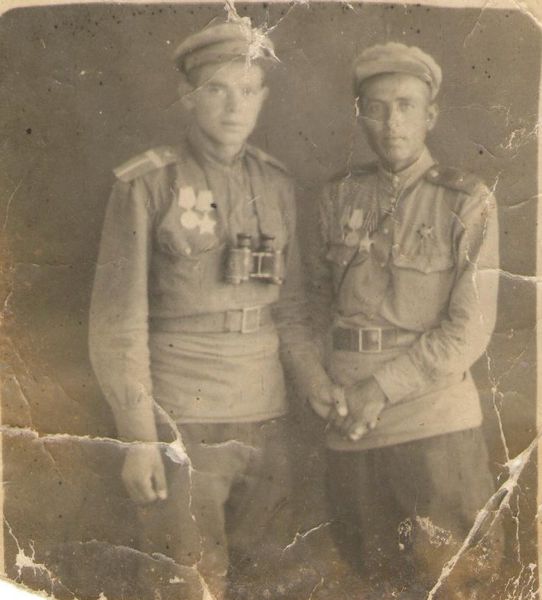 Файл:Аветисян Грант Левонович 1944.jpg