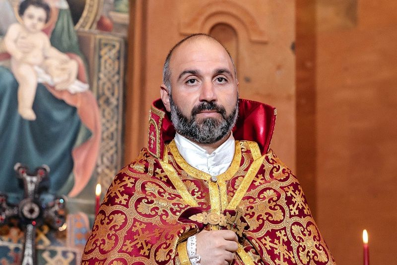 Файл:Отец Виген (Манукян).jpg