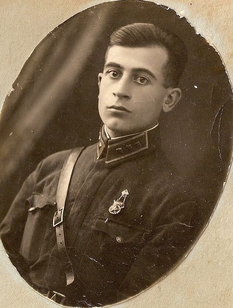 Файл:Аведьян Дзерон Хачересович.jpg